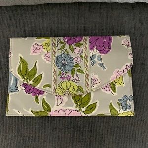 Vera Bradley Clutch/Wallet NWOT